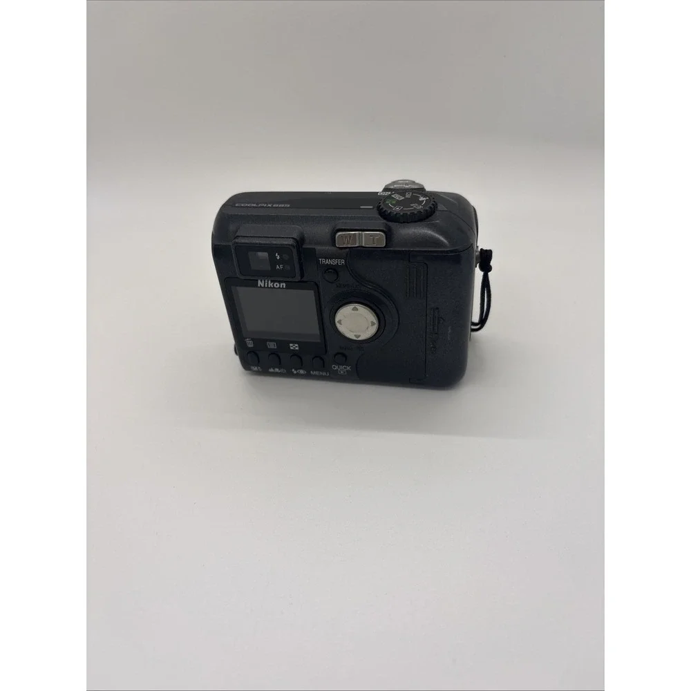 Nikon coolpix 885